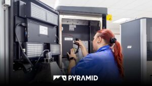 District Administrator Petra Enders visits the Pyramid-Computer production facility in Ichtershausen